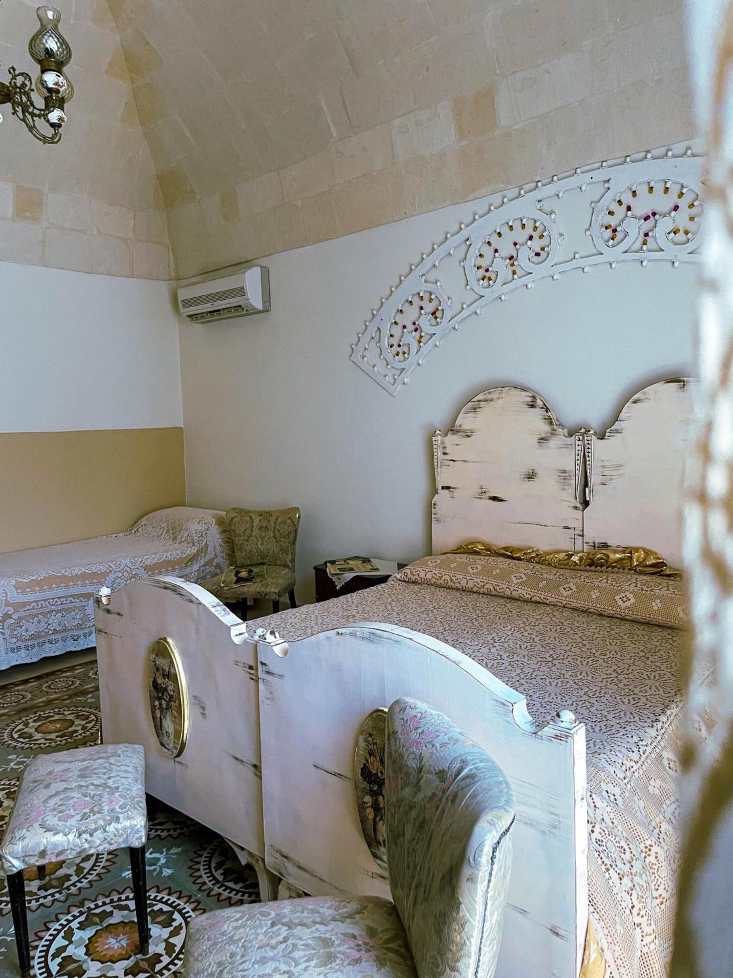 Novecento Room And Breakfast Puglia Massafra Luaran gambar