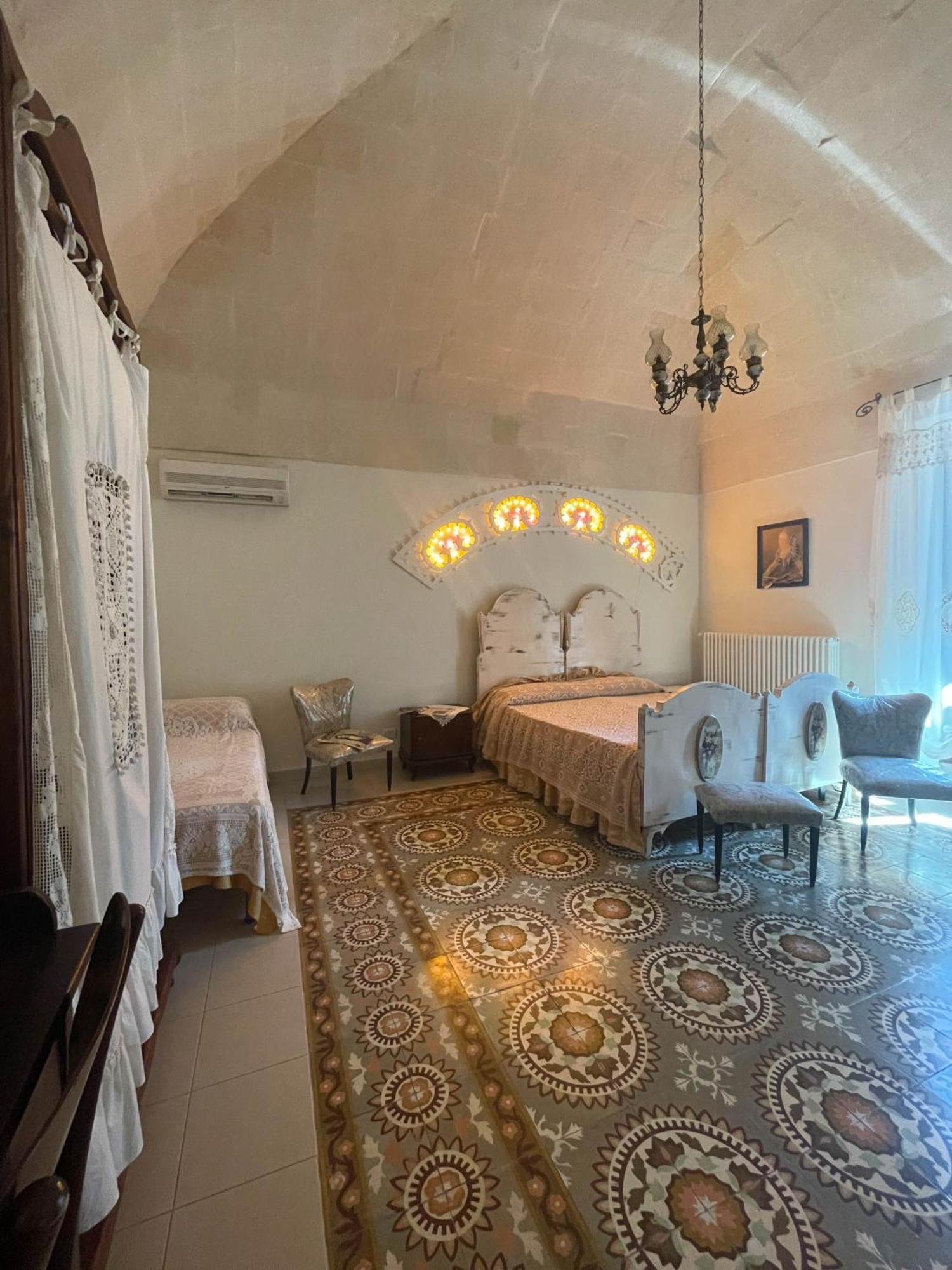 Novecento Room And Breakfast Puglia Massafra Luaran gambar