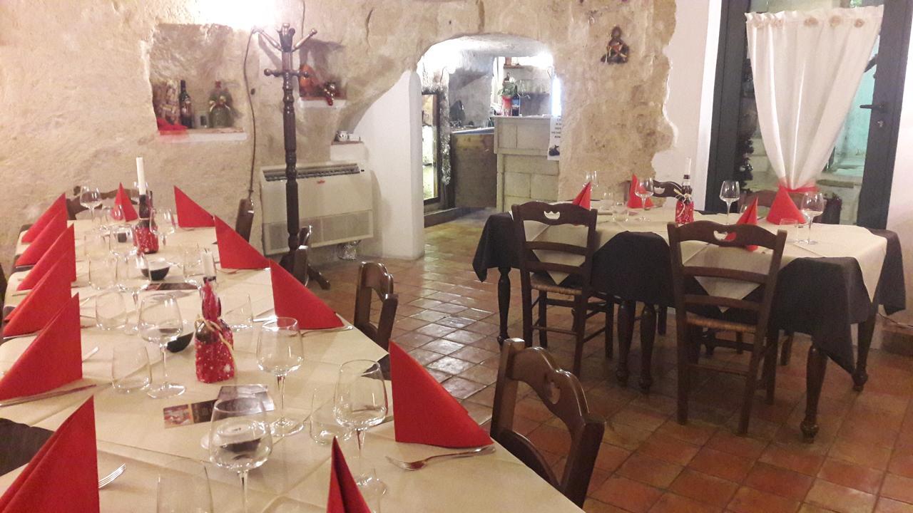 Novecento Room And Breakfast Puglia Massafra Luaran gambar